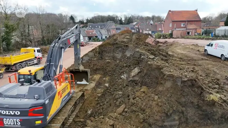 Bouw van 76 appartementen langs Tiensestraat en Nieuwstraat in centrum van Aarschot begonnen: "We zetten met dit project in op duurzaam wonen"