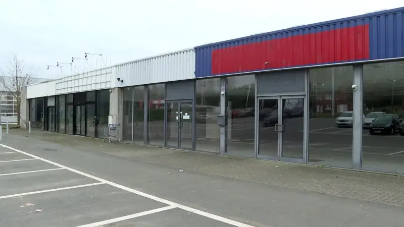 Gloednieuw entertainmentcentrum Games & Bowls langs Leuvensesteenweg in Diest opent vrijdag