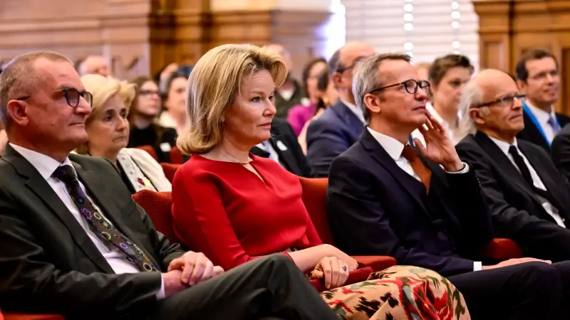 Koningin Mathilde bezoekt vandaag wetenschappelijk congres aan KU Leuven over onderzoek naar kankerbehandeling bij zwangere vrouwen