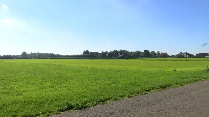 Nieuwe plannen voor buitensportcentrum in Huldenberg goedgekeurd: kleiner complex en groene bufferzones