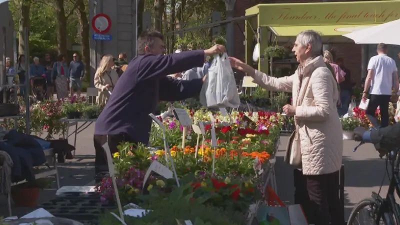 Vrijdagmarkt Leuven verhuist op 15 mei uitzonderlijk naar andere plaatsen in de stad door Beiaardcantus