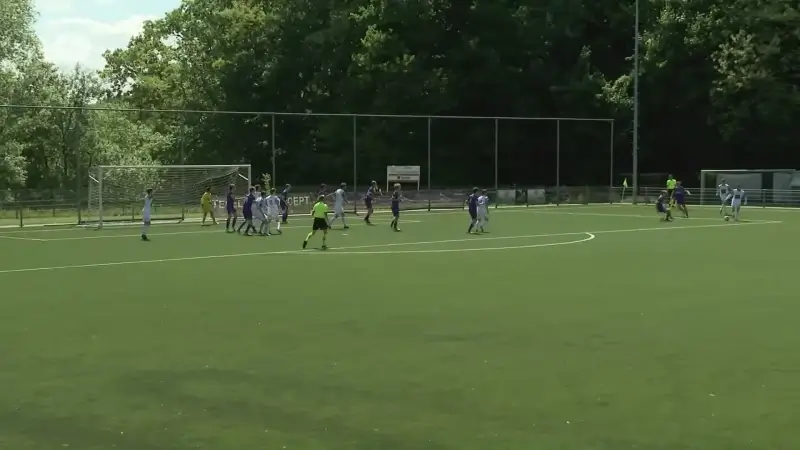 Huldenberg is één overwinning verwijderd van amateurvoetbal na zege tege Wevelgem (2-0)