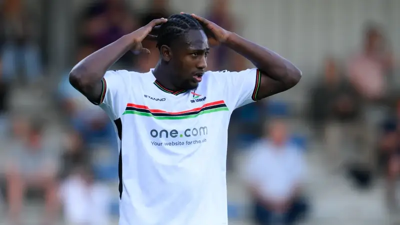 Dender opnieuw Waterloo voor trainer OH Leuven? Chris Coleman excuseert zich na wanprestatie (5-0): "Onacceptabel, van mezelf en spelers"