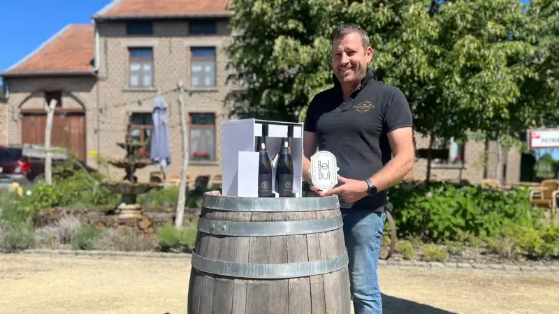 Wijndomeinen Petrushoeve in Bekkevoort en Chardonnay Meerdael in Oud-Heverlee krijgen kwaliteitslabel BelBul voor hun schuimwijnen