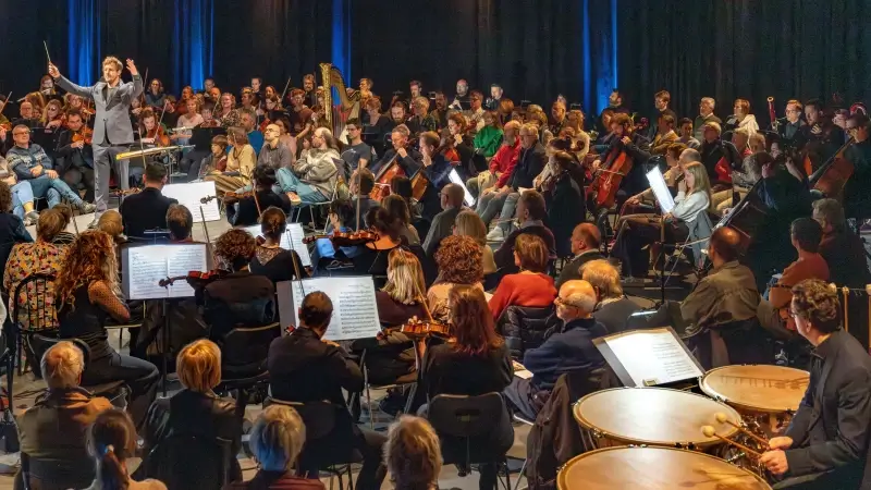 Leuvens cultuurcentrum 30CC kondigt programma voor komend seizoen en Zomer van Sint-Pieter aan