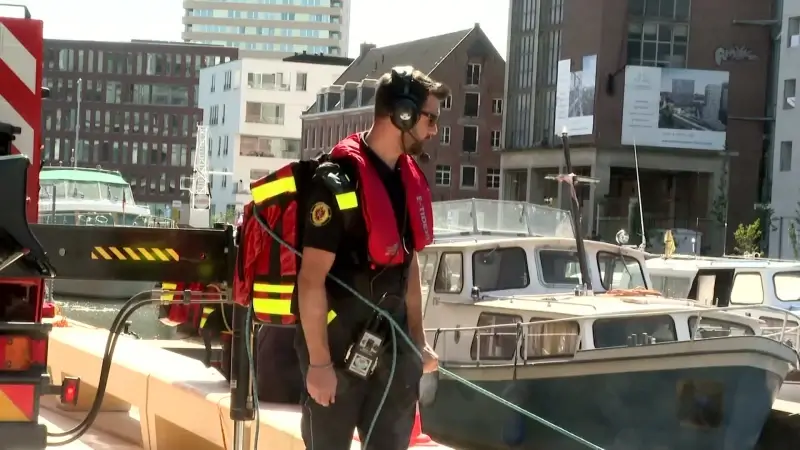 Brandweer van hulpverleningszone Oost en brandweerzone Vlaams-Brabant West houden grote duikoefening in Leuvense Vaartkom