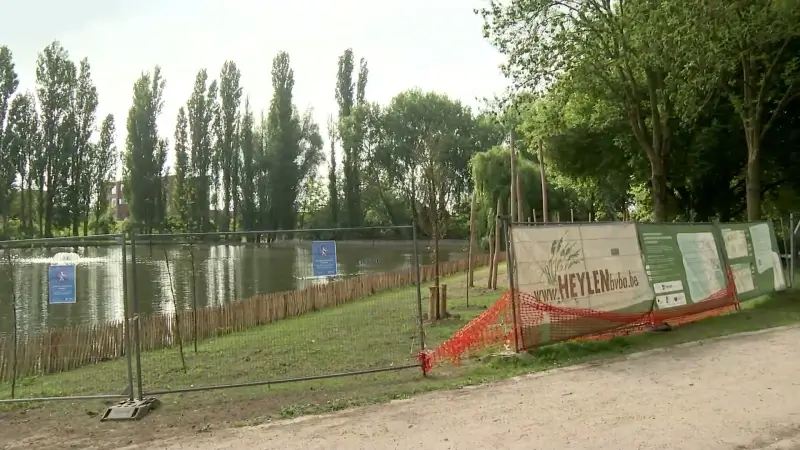 Nieuwe speeltuinen Vianderpark Tienen nog enkele weken afgesloten, niet zeker of waterspeelzone er nog komt