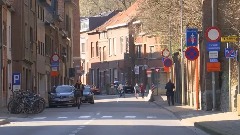 Protest tegen verplaatsen knip Burchtstraat, stad legt negatief advies naast zich neer: "De voordelen wegen op tegen de nadelen"