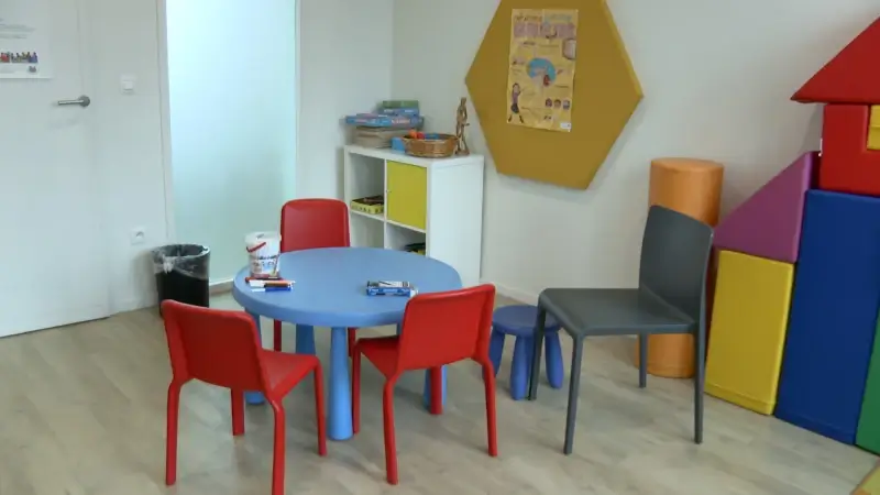 Aantal meldingen bij vertrouwenscentrum voor kindermishandeling in Leuven neemt toe, ook meer kinderen per melding: "1 à 2 kinderen per klas leven thuis in onveiligheid"