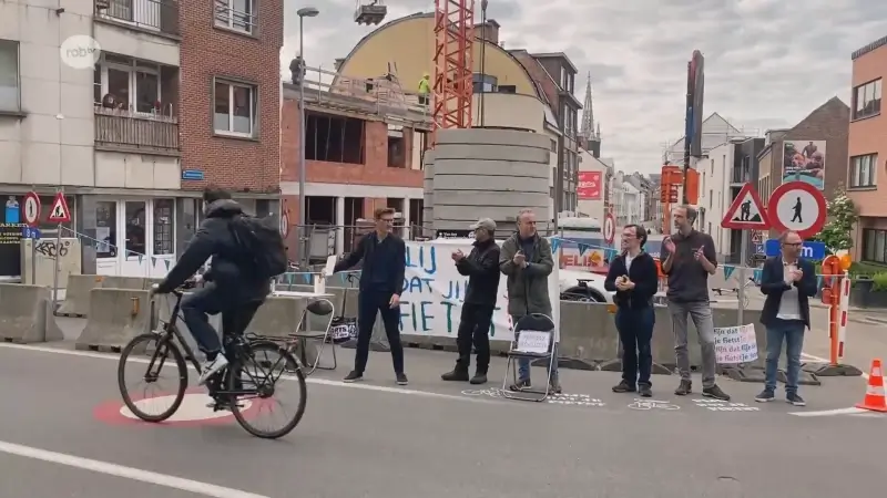 Wereldfietsdag: fietserbond trakteert fietsers op verschillende locaties in de regio op applaus