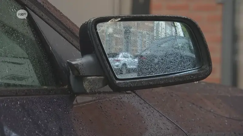 Vijf auto's beschadigd door vandalen in het centrum van Leuven