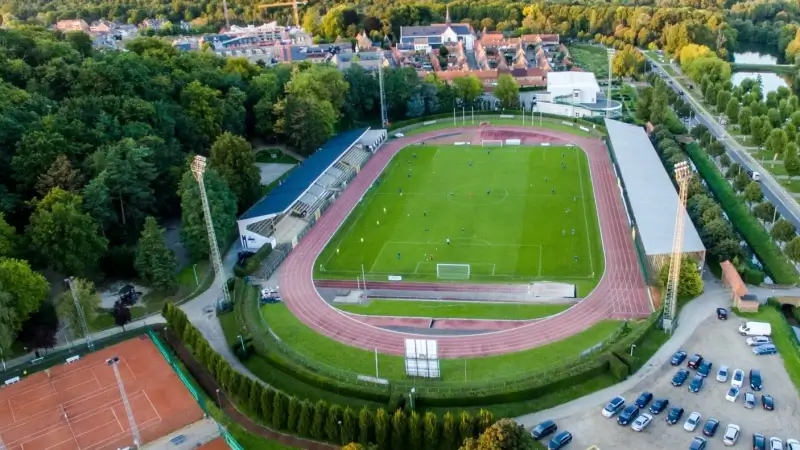 Diestse schepen van Sport Jeroen Overmeer (N-VA) spreekt klare taal: "Luchtkastelen moeten stoppen, het is gedaan met KFC Diest"
