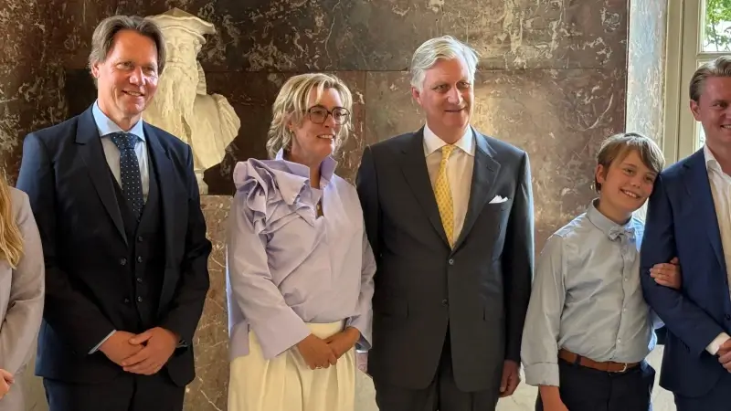 KU Leuven-professor Ine Van Hoyweghen ontvangt de Francqui Prijs uit handen van koning Filip: 'Ongelofelijk'