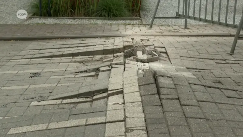 Hitte van vrijdag veroorzaakt schade aan verschillende wegen: op sommige plaatsen straten zelfs heel het weekend afgesloten