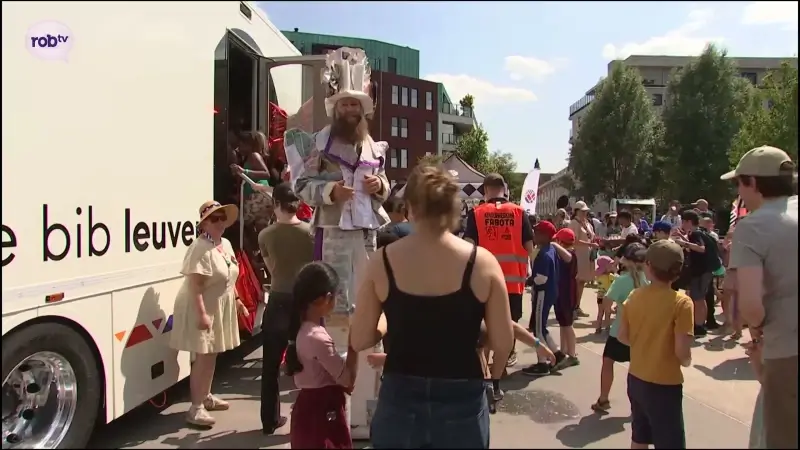 Stad Leuven betaalt 1 miljoen euro voor nieuwe bibliobus: "Moet 20 jaar meegaan"