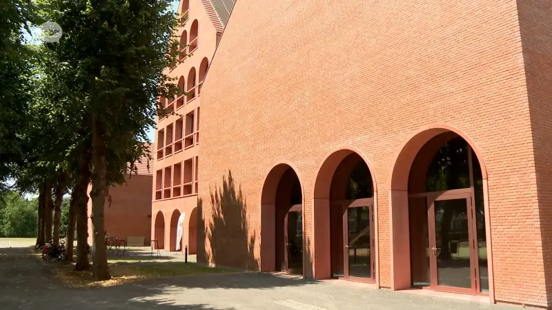 Binnenkijken in de gerenoveerde Paul Van Ostaijensite in Leuven: nieuw gebouw voor opleidingen tekenen, muziek en circus is klaar