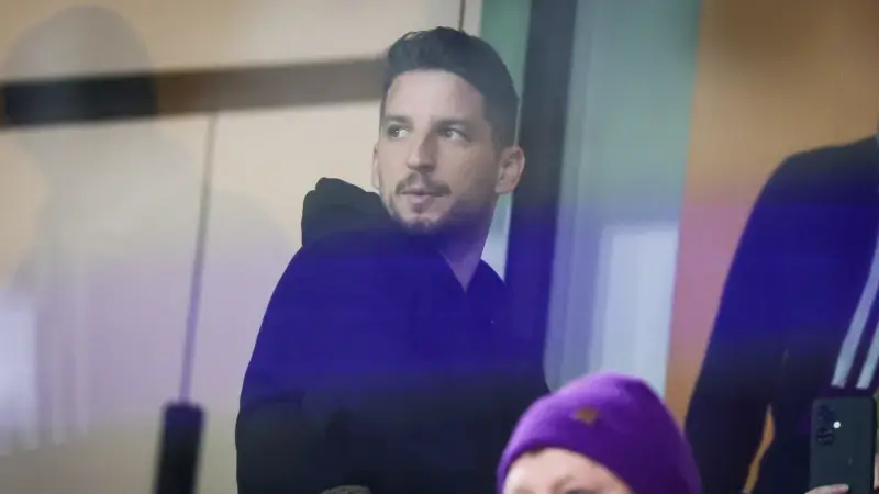 Speculaties rond toekomst van Dries Mertens: einde van voetbalcarrière nabij?