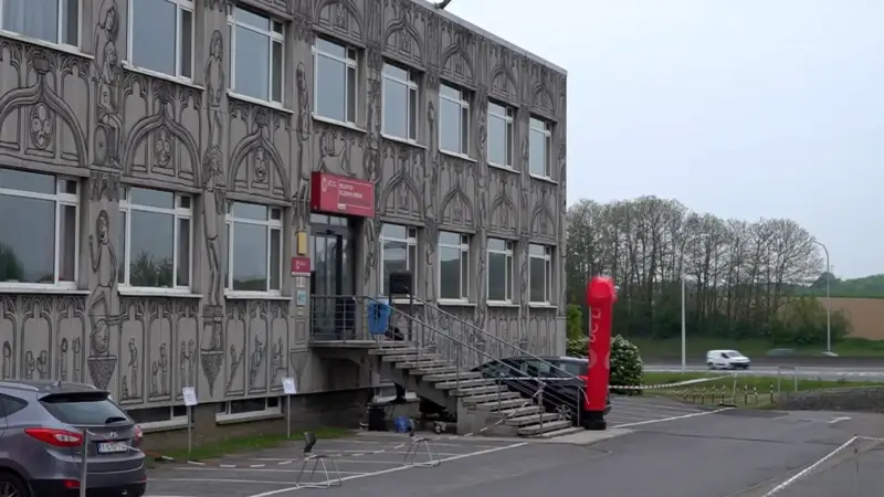 Agentschap Wegen en Verkeer vernieuwt komende 3 maanden de bushalte 'Heverlee Sociaal Hogeschool' aan Tervuursesteenweg
