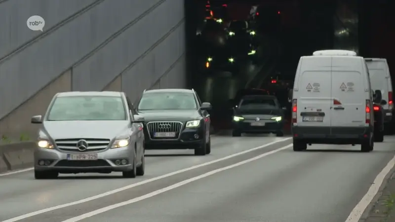 Tunnel onder station van Leuven opnieuw 's nachts open: werken aan LED-verlichting zijn afgerond