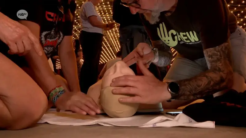 500 vrijwilligers van Rock Werchter krijgen reanimatiecursus