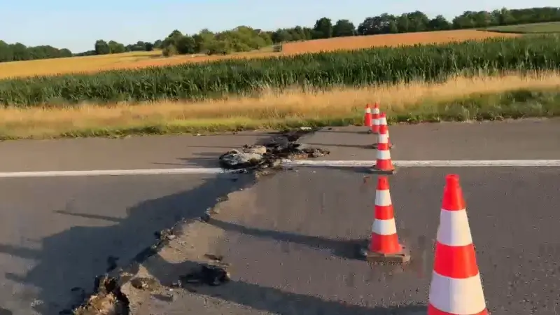 Wegdek E314 komt omhoog door hitte in Aarschot, lange files richting Limburg
