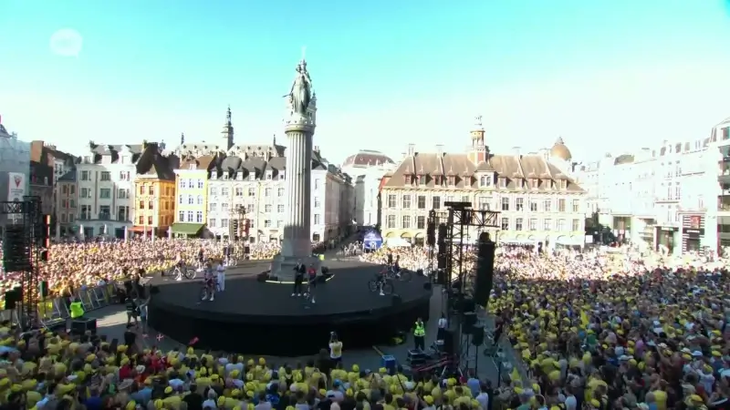 Remco Evenepoel voorspelt een ritzege van Jasper Stuyven, Nys droomt van winst: Dit was de ploegenvoorstelling van de Tour de France