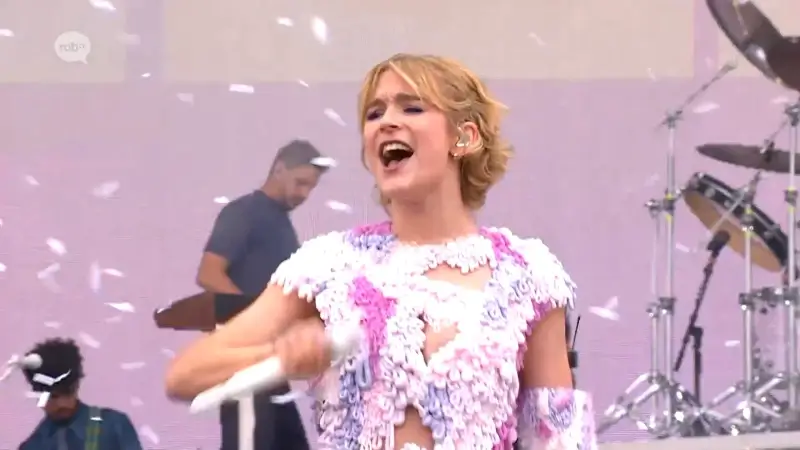 Leuvenaar Jokke, Merol en Pommelien Thijs openen slotdag Rock Werchter met overtuiging