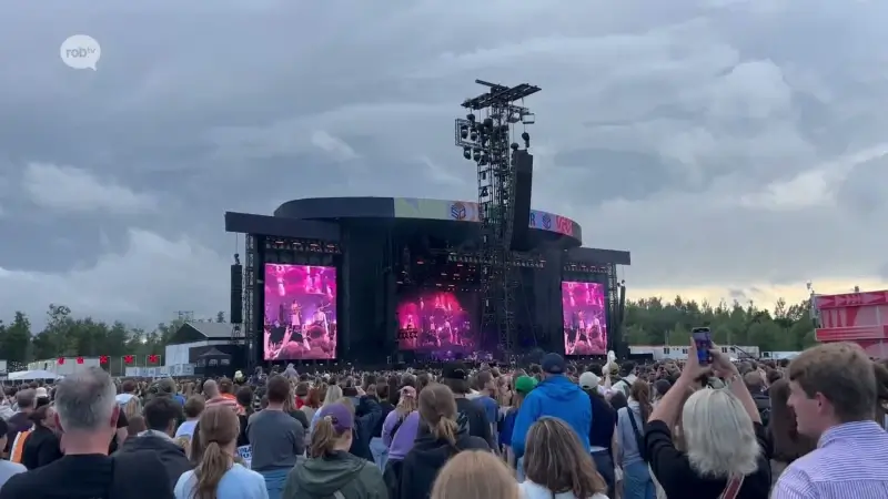 Olivia Rodrigo sluit 50e editie van Rock Werchter af met knal: "De hele dag in de regen staan, maar het was het waard"