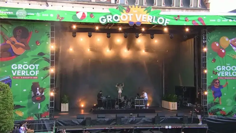 't Hof van Commerce, Jazz Brak en Metal Molly uit Tremelo trappen eerste Beleuvenissen af: "Fantastisch om ze hier live te zien"