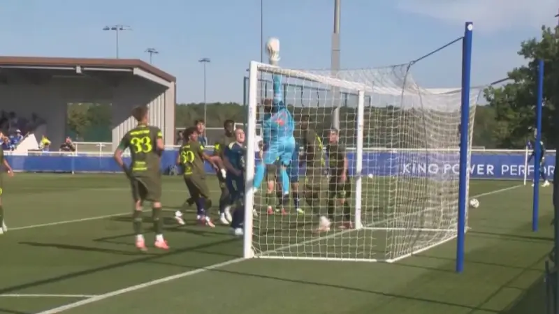 OHL sluit oefenstage in Engeland af met 2-1 verlies tegen Leicester: "Na 3 weken al stappen gezet, maar we zijn er nog niet"