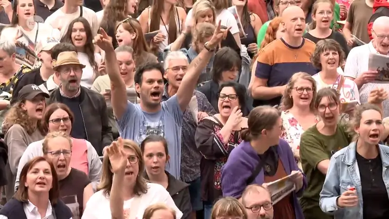 Samenwerking tussen stad en organisatie brengt vernieuwing voor Leuven Zingt