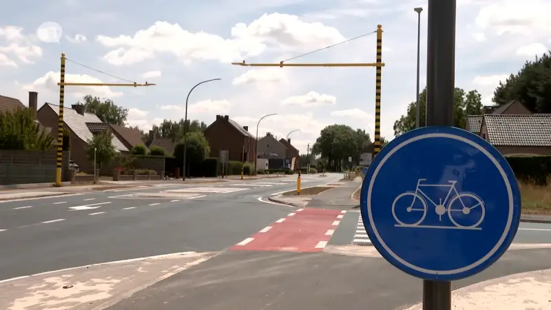 Werken aan Aarschotsesteenweg aan basisschool de Uilenboom in Tienen afgerond