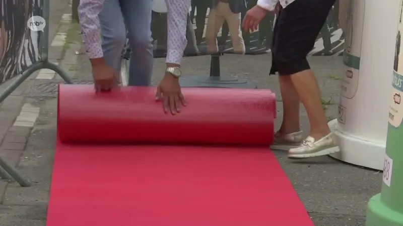 33% minder sluikstortafval aan afval- en kledingcontainers, EcoWerf bedankt met Gala van de Kraaknette Glasbol