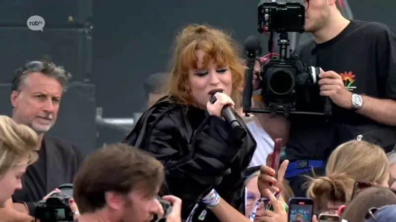 Merol, Bart Peeters, Goldband en Regi zorgen voor de laatste feestjes op Suikerrock 2025: "Beste festival op aarde"