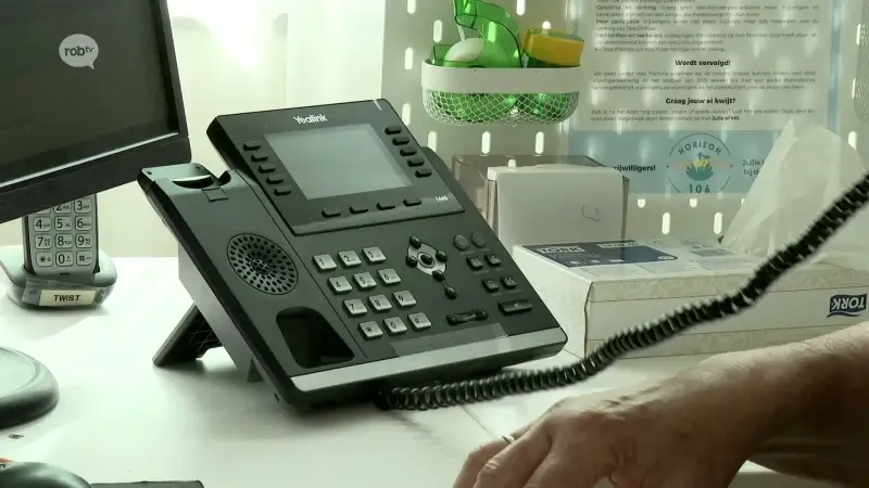 Recordaantal oproepen bij Tele-onthaal: "Vooral meer jongeren en mannen die contact opnemen"