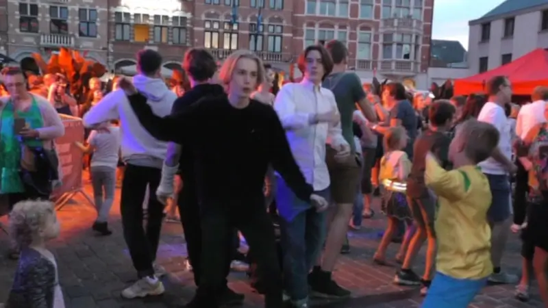 Aarschot Zingt en Danst morgenavond op de Grote Markt