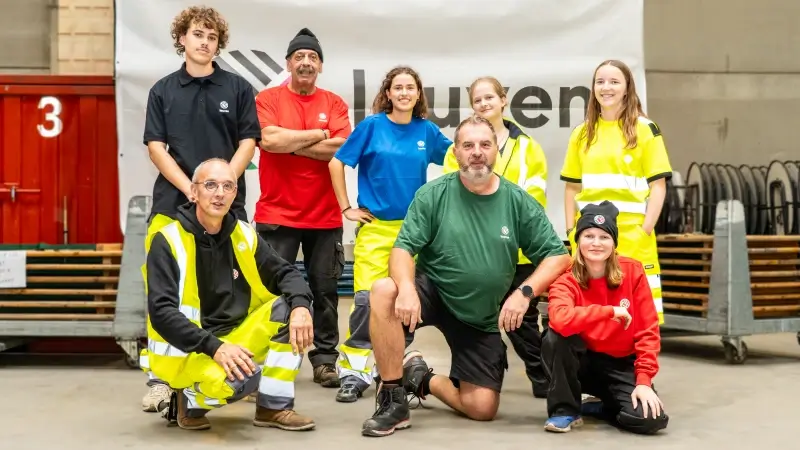 Medewerkers stad Leuven krijgen nieuwe kledij
