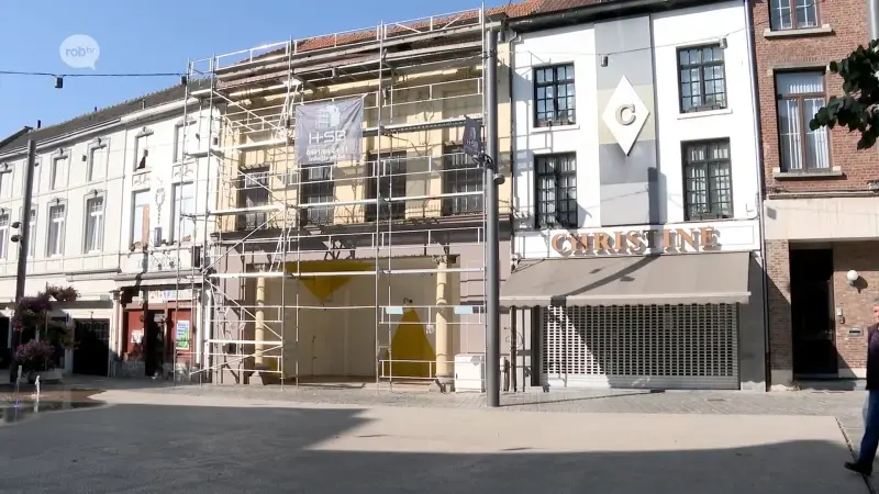 Bekende kledingwinkel Mode Christine op Grote Markt in Tienen sluit na meer dan 40 jaar de deuren