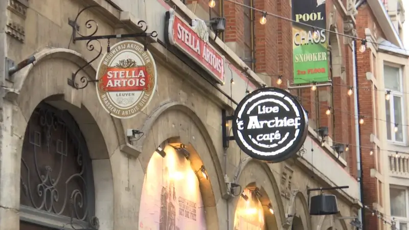 Nieuw meezingrestaurant en karaokebar openen volgende maand in de Leuvense Zeelstraat