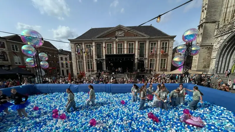 Eigenzinnige stadsfestival Relict in Diest staat met meer dan 30 activiteiten in het teken van water: "Heel fijn om samen plezier te maken"