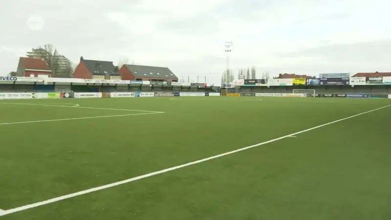 Politie komt ter plaatse tijdens jeugdwedstrijd van KVK Tienen door agressieve trainers van Beerschot