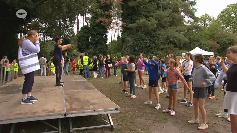 Hoofdafbeelding voor artikel 800 leerlingen lopen Alpacarun…