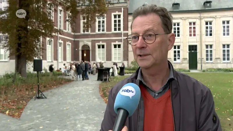 Nieuwe Engelsche Hof en speelzone geopend aan Abdij van Vlierbeek