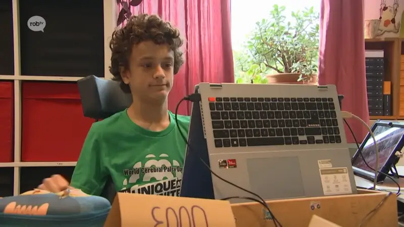 Hoofdafbeelding voor artikel CP-patiënt Enno (13) kleurt…