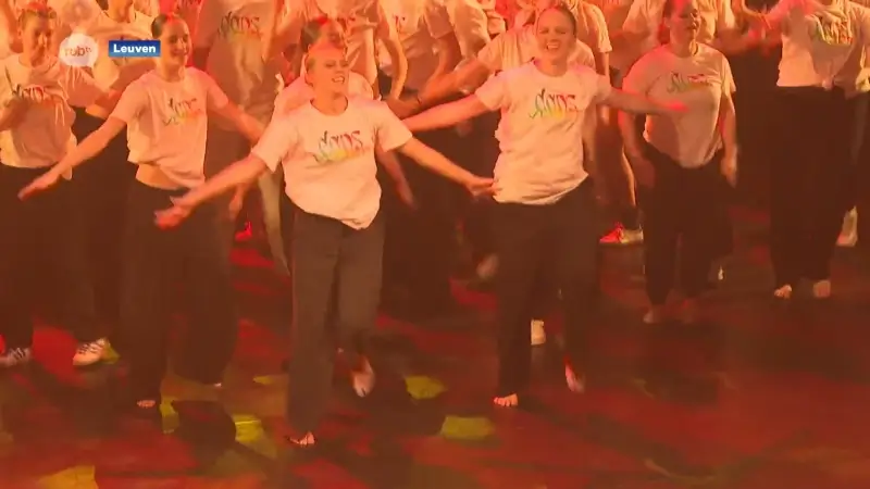 Hoofdafbeelding voor artikel 900 dansers treden op tijdens…