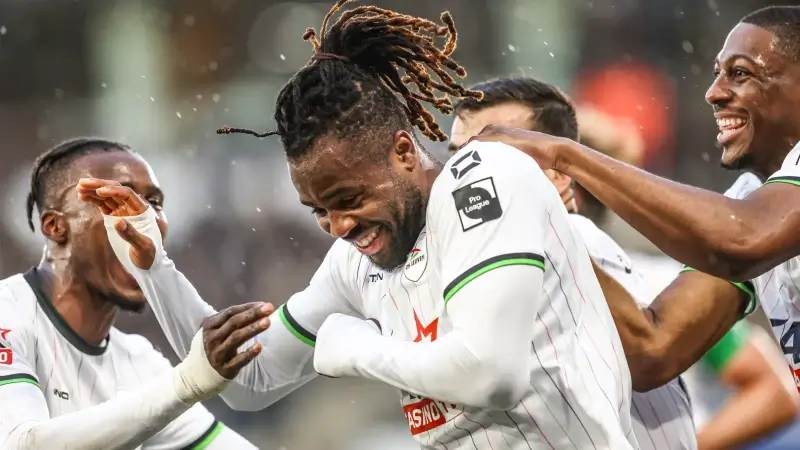 HERBEKIJK: OH Leuven geeft Gent pak voor de broek (4-0): "De coach heeft de juiste woorden gevonden om ons te raken"