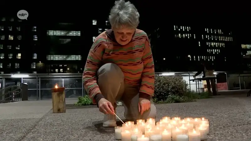 Hoofdafbeelding voor artikel Light a Candle: honderden…