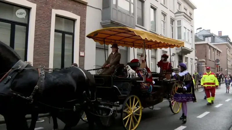 Dit was de intrede van Sinterklaas in Tienen: "De Tiense kinderen staan erom bekend suikerzoet te zijn!"
