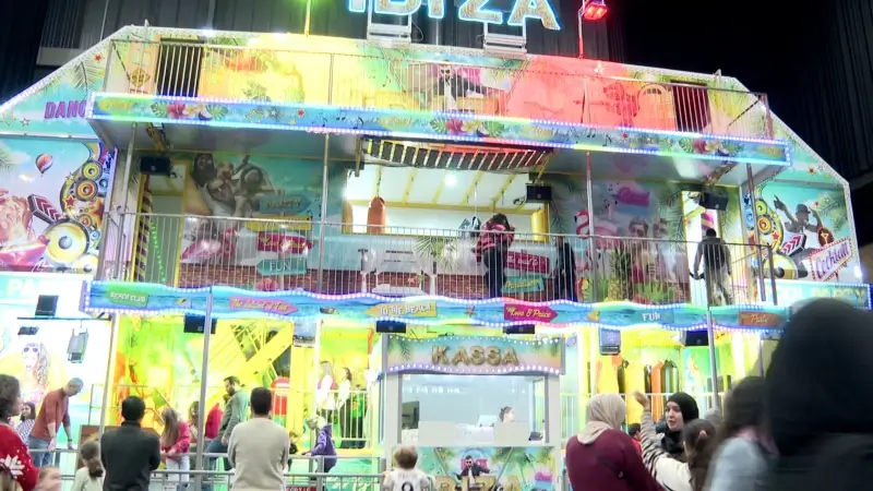 Kermisattracties tijdens Winterspeeltuin in Leuven vervangen door nieuw concept: "Dichter bij essentie komen van wat kinderen leuk vinden"