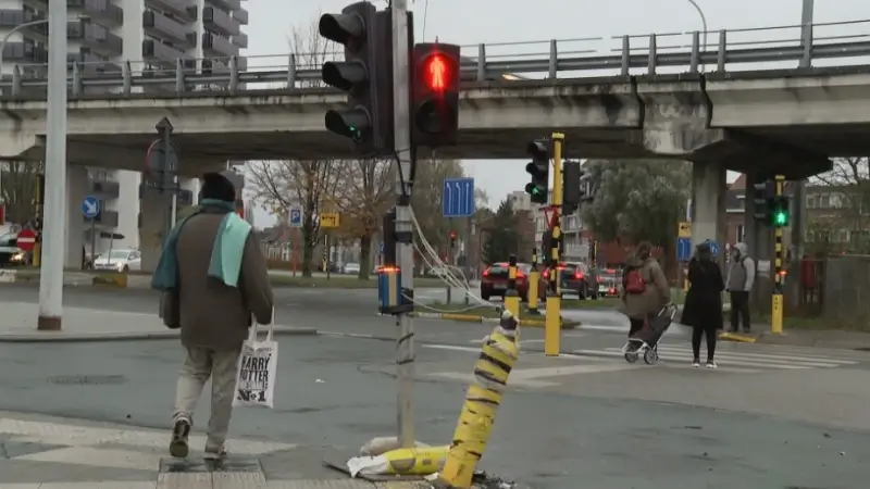 Hoofdafbeelding voor artikel Politie betrapt opnieuw 4…